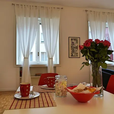 Durini Duomo Apartamento Milão